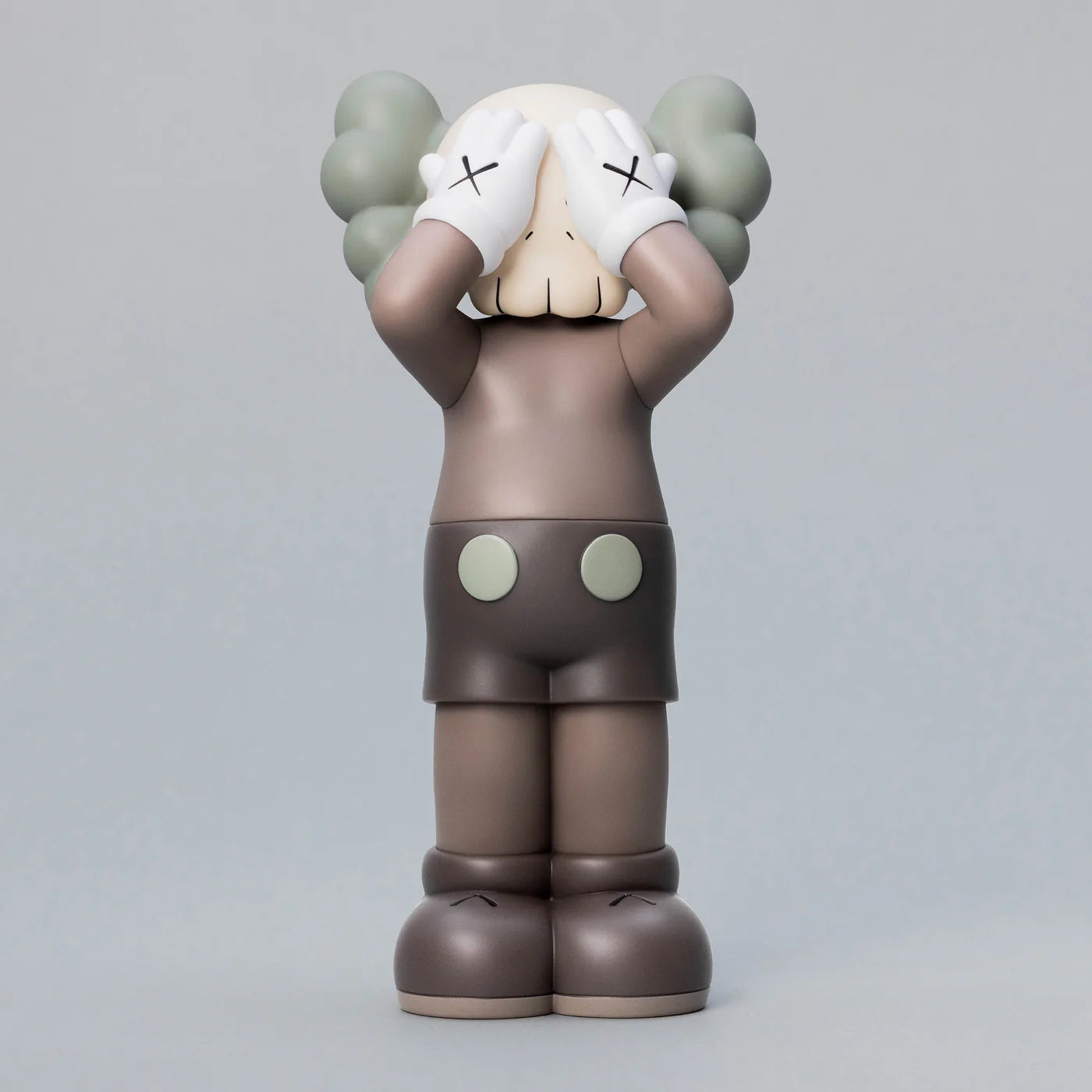 Kaws | HOLIDAY UK - Figure (Brown)